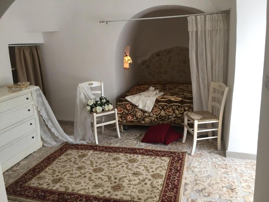 Chateaux Des Trulli San Michele Salentino Exteriér fotografie
